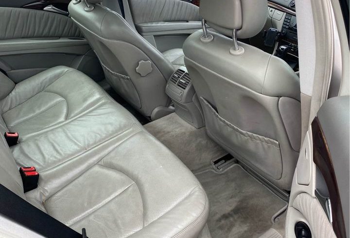 Vand Masina 2003 Mercedes E Class in Mansfield