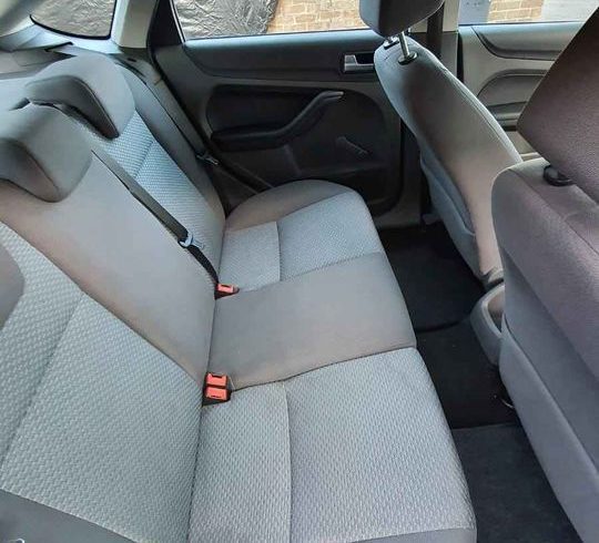 Vand Masina Ford Focus 1.6 in Waltham Cross UK