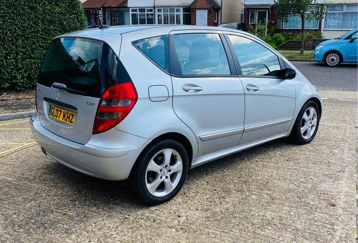 Vand Masina Mercedes A180 Cdi in Enfield Londra