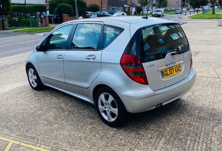Vand Masina Mercedes A180 Cdi in Enfield Londra