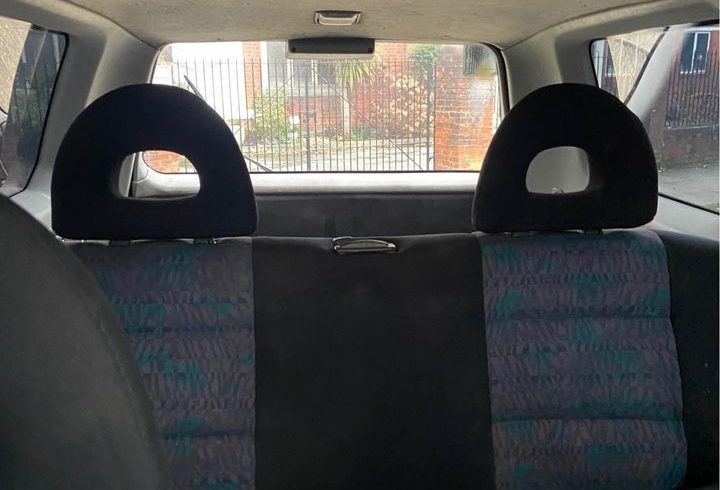 Vand Mitsubishi Challenger in Harrow