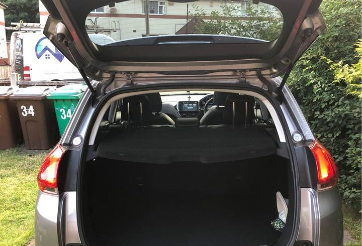 Vand Masina Peugeot 2008 1.6 Diesel in Northampton