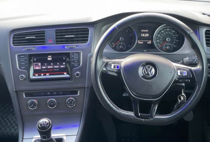 Vand Masina 2013 VW Golf 1.4 TSI in Romford UKVand Masina 2013 VW Golf 1.4 TSI in Romford UK