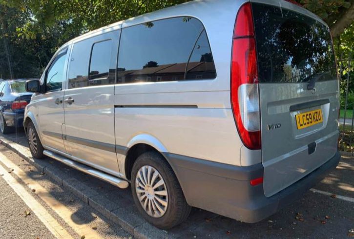 Vand Mercedes-Benz Vito an 2010 in Londra UK