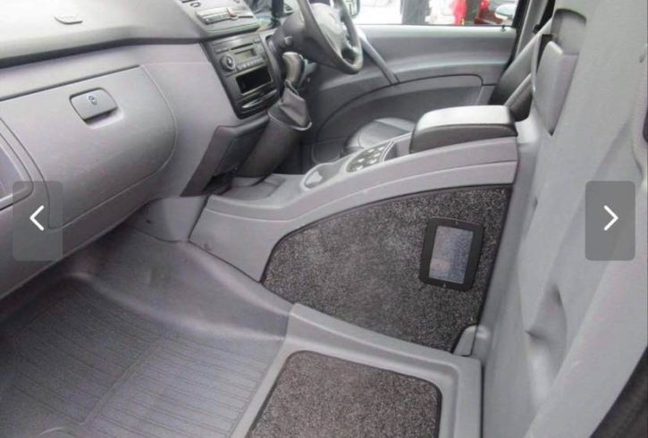 Vand Mercedes-Benz Vito an 2010 in Londra UK