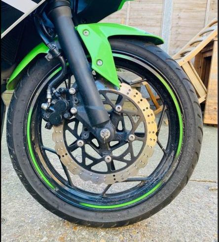 Vand Motor Kawasaki Ninja BX 250 in Grays UK