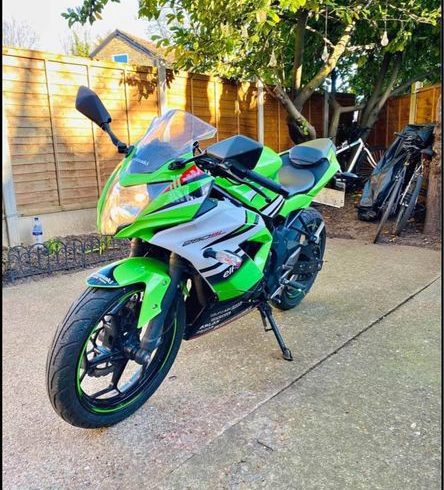 Vand Motor Kawasaki Ninja BX 250 in Grays UK