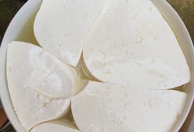 Vand Produse Romanesti Proaspete in Stratford