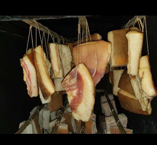 Vand Produse Romanesti Proaspete in Stratford