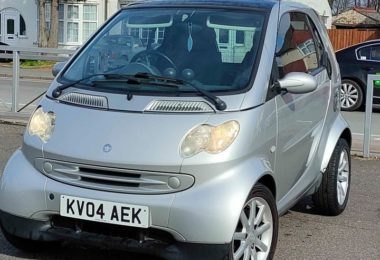 Vand Smart City-Coupe 2005 in Luton UK