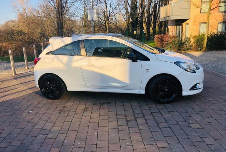 Vand Vauxhall Corsa 1.4 Turbo in Londra UK