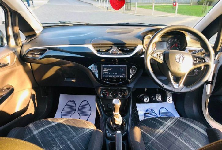 Vand Vauxhall Corsa 1.4 Turbo in Londra UK