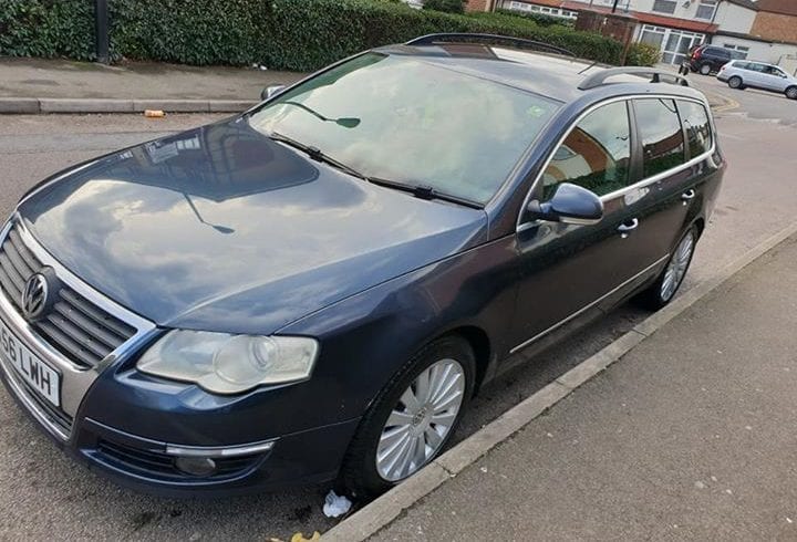 Vand masina VW Passat din anul 2000 Diesel, 200K Mile in Londra UK