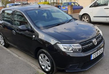Vand masina Dacia Sandero 2018 1.0 Petrol 4700 Mile Harrow UK