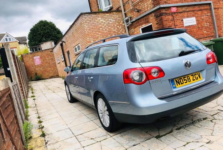 Vand masina Volkswagen Passat Harrow