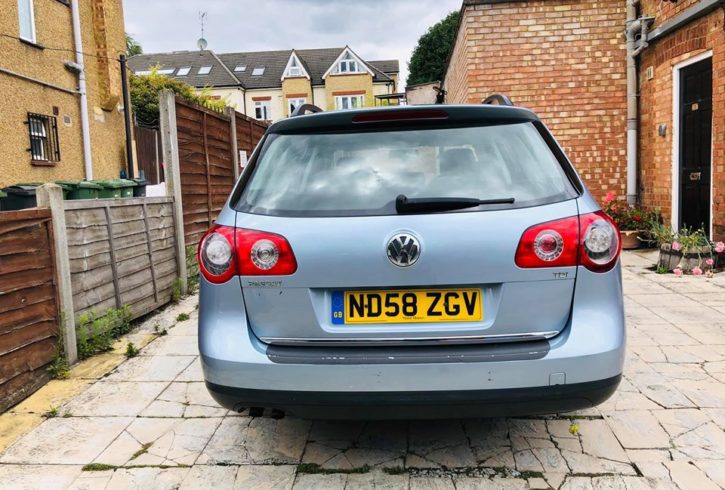 Vand masina Volkswagen Passat Harrow