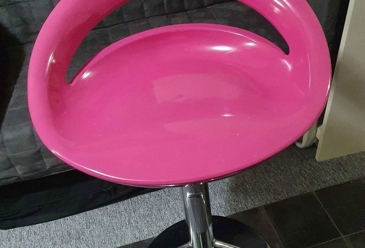 Vand mobila in Finchley Central Londra UK