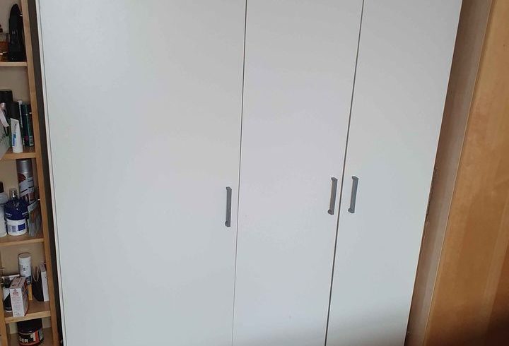 Vand mobila in Finchley Central Londra UK