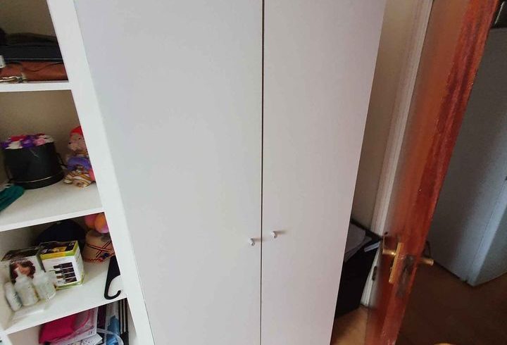 Vand mobila in Finchley Central Londra UK