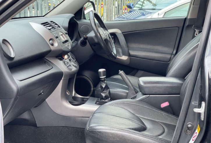 Vanzare Auto 2008 Toyota RAV4 2.2 D-4D in Luton UK