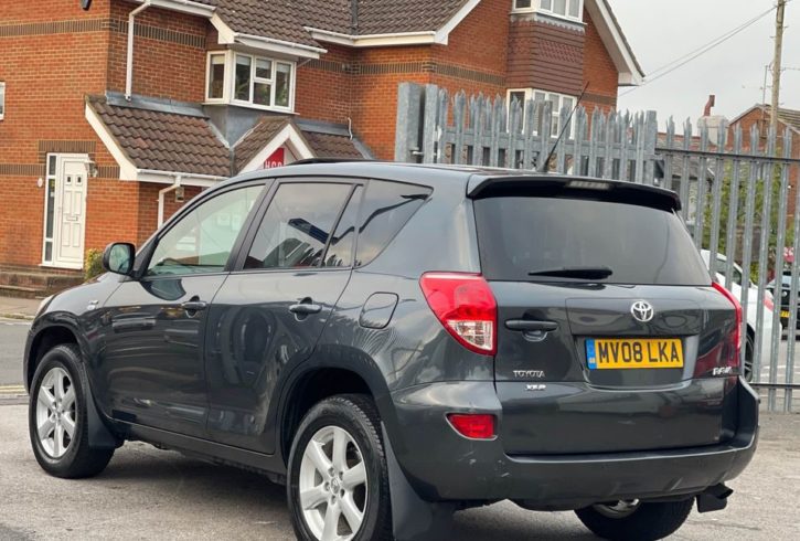Vanzare Auto 2008 Toyota RAV4 2.2 D-4D in Luton UK