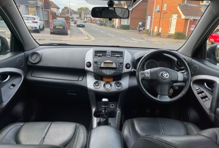 Vanzare Auto 2008 Toyota RAV4 2.2 D-4D in Luton UK