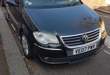 Vand Auto Volkswagen Touran an 2007 - Londra Est