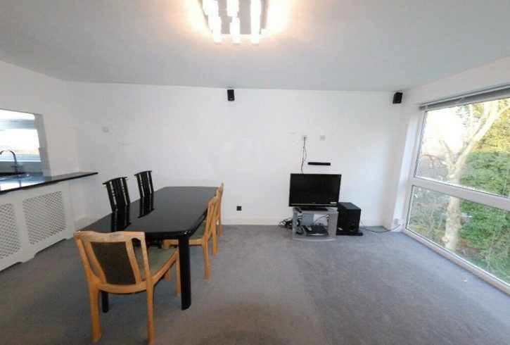 chirie apartament 2 camere Claybury