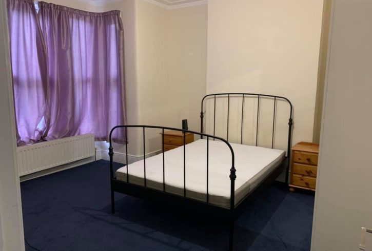 camera dubla de inchiriat in Seven Kings camera dubla de inchiriat in Seven Kings