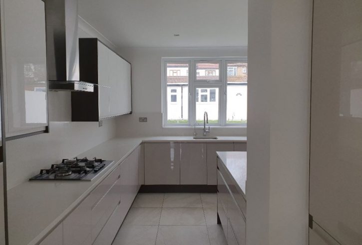 Casa cu 5 dormitoare de inchiriat zona Redbridge - Imagine 3