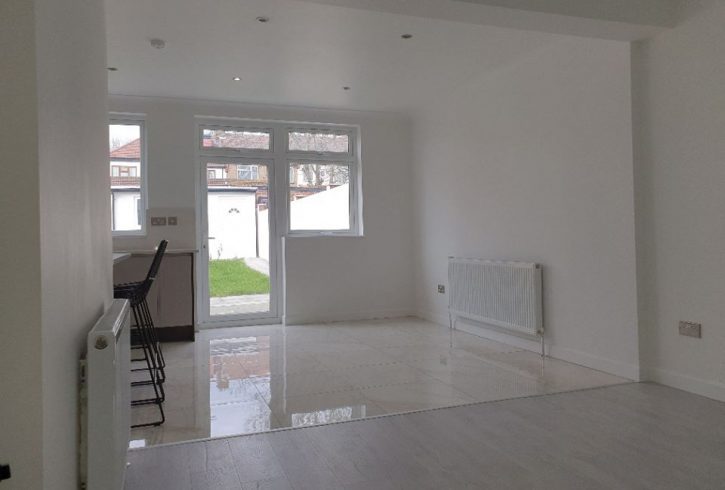 Casa cu 5 dormitoare de inchiriat zona Redbridge - Imagine 6