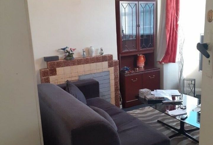 casa de inchiriat in Queensbury casa de inchiriat in Queensbury