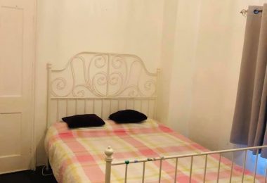 chirie camera dubla Dagenham