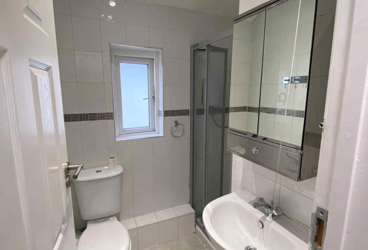 De inchiriat casa cu 4/5 camere situată in zona Wembley Park - Imagine 4 De inchiriat casa cu 4/5 camere situată in zona Wembley Park - Imagine 4