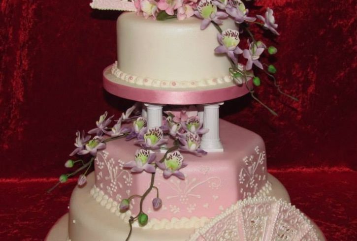 Torturi si prajituri pentru Nunti Botezuri Aniversari in Londra Torturi si prajituri pentru Nunti Botezuri Aniversari in Londra