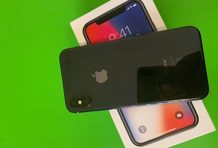 For sale iPhone X 64GB Space Gray Neverlocked - Grimsby UK