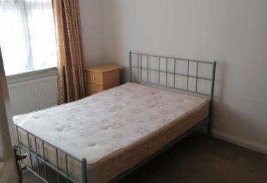 inchiriere camera double Preston Road