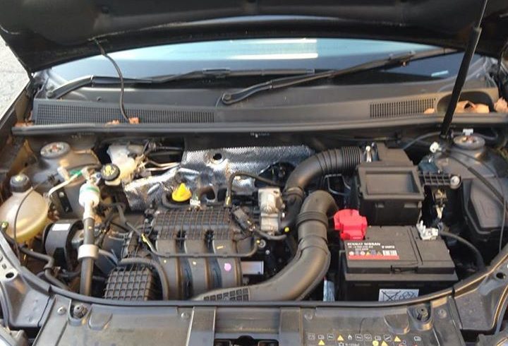 Vand masina Dacia Sandero 2018 1.0 Petrol 4700 Mile Harrow UK